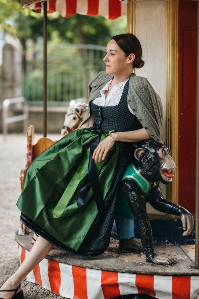 Oktoberfest: Ein Prosit auf unsere Stretchdirndl! - Amsel Fashion