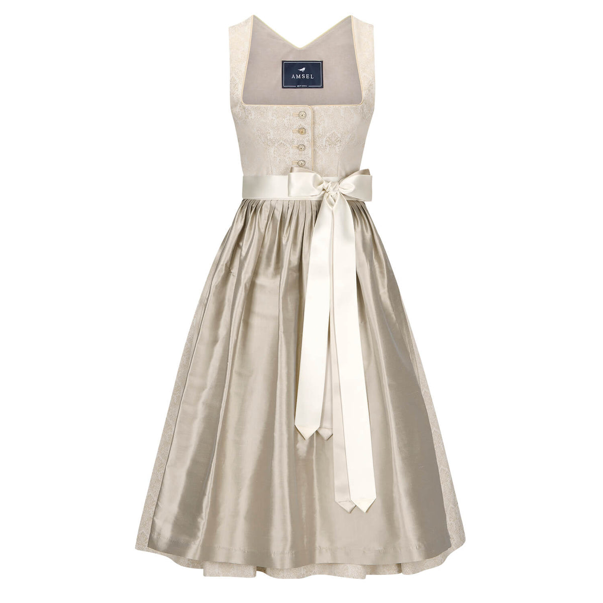 Midi-Dirndl in Creme mit zartem Brokatmuster und eleganter Schürze aus glänzender Dupionseide – edles Hochzeitsdirndl mit Satinband und klassischer Knopfleiste von Amsel.
