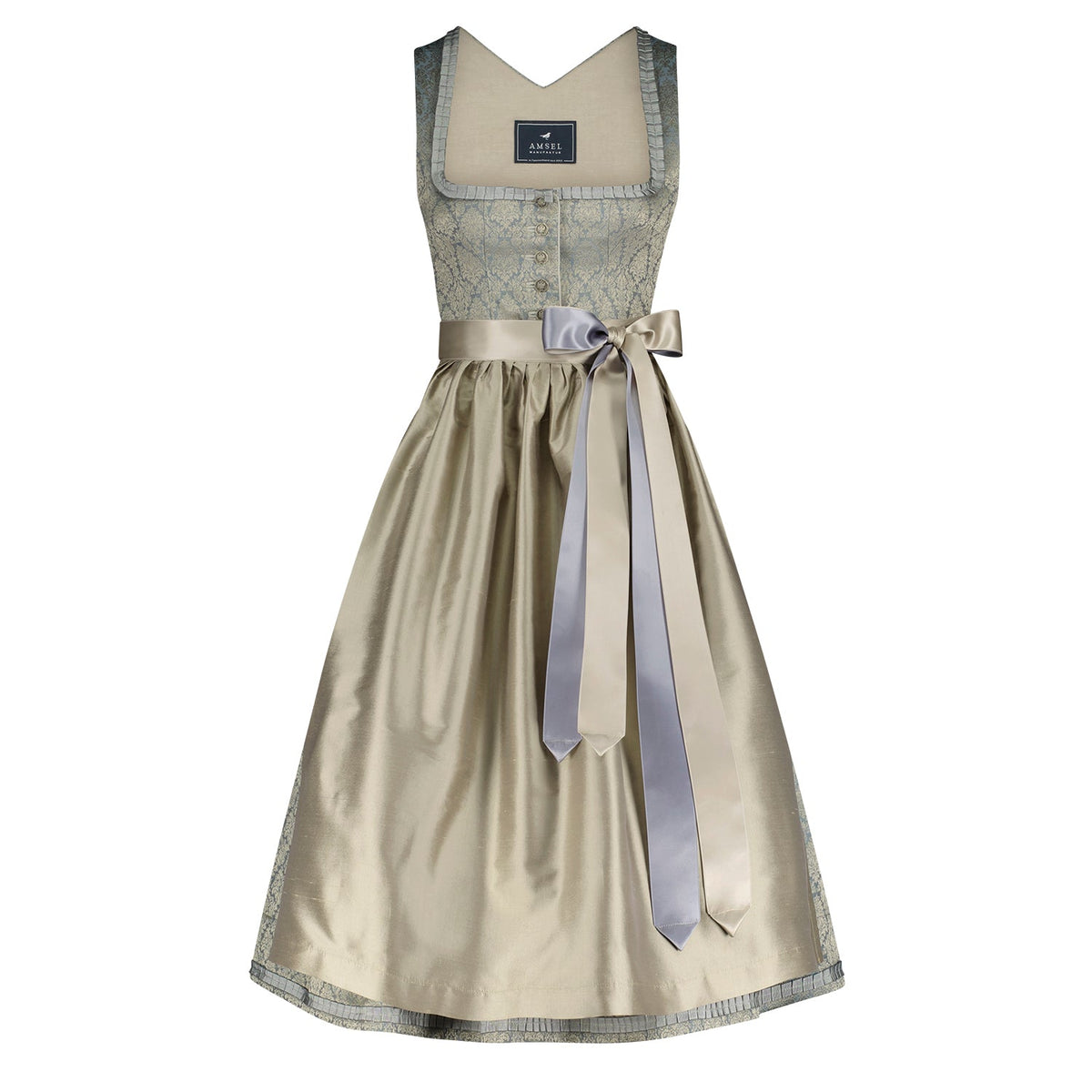 Dirndl Maria in Silberblau mit Jacquardmieder, Seidenschürze und Satinband – elegantes Midi-Dirndl für festliche Anlässe und Hochzeiten.